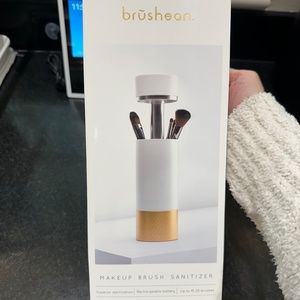 Brushean Makeup Brush Sanitizer